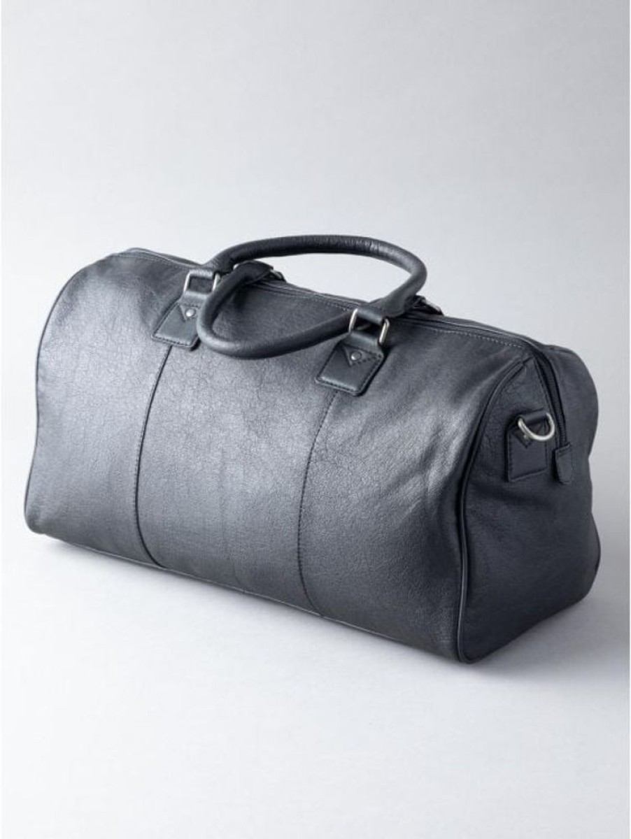 Lakeland Leather Discoverer Medium Leather Holdall In Black | Holdalls