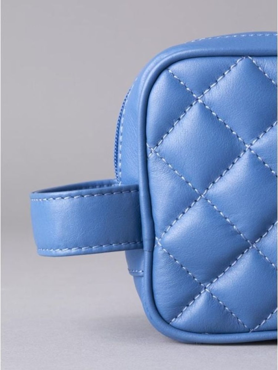 Lakeland Leather Quilted Leather Washbag In Blue | Cosmetic Bags