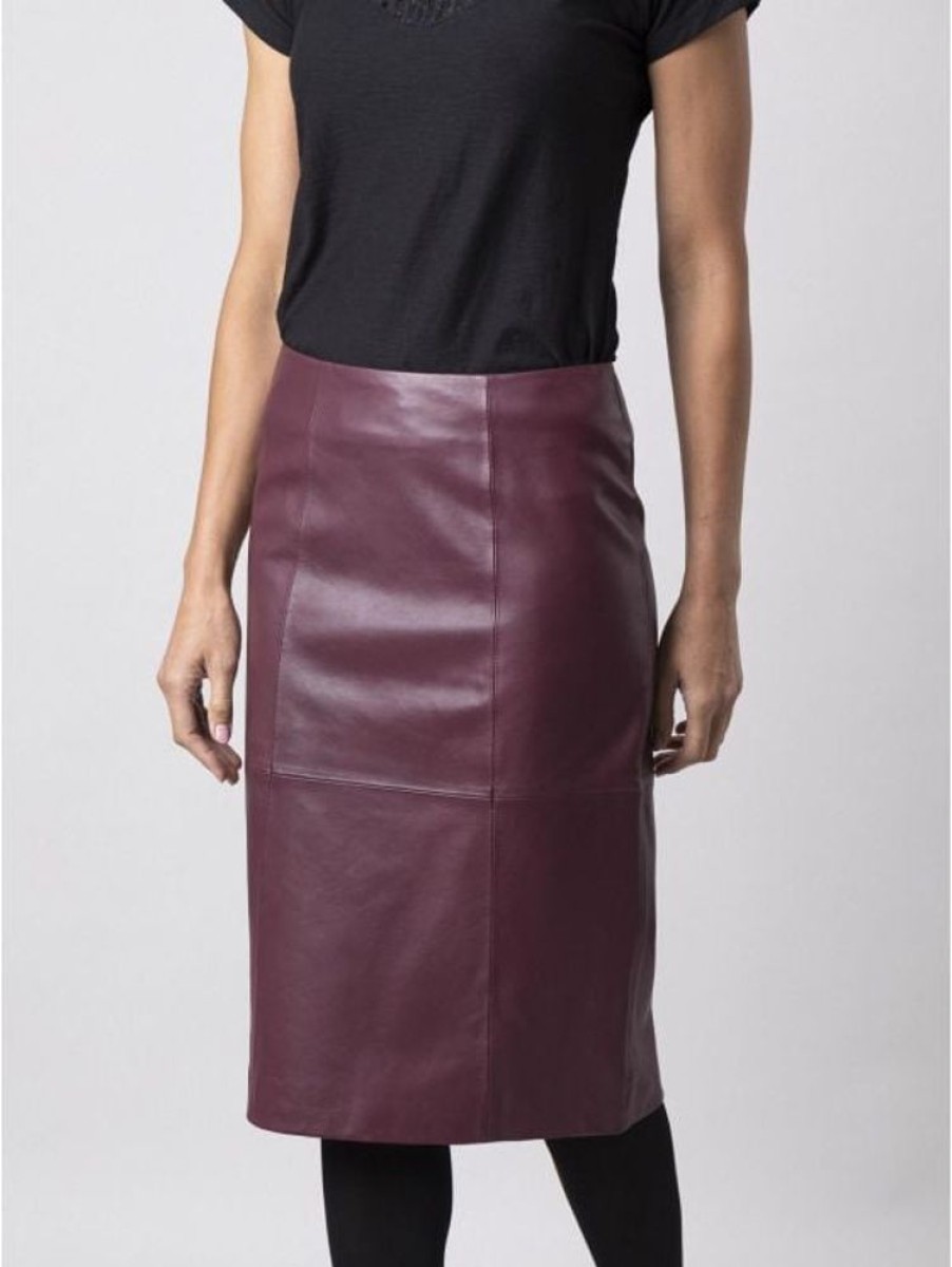 Lakeland Leather Leather Pencil Skirt In Berry | Dresses & Skirts