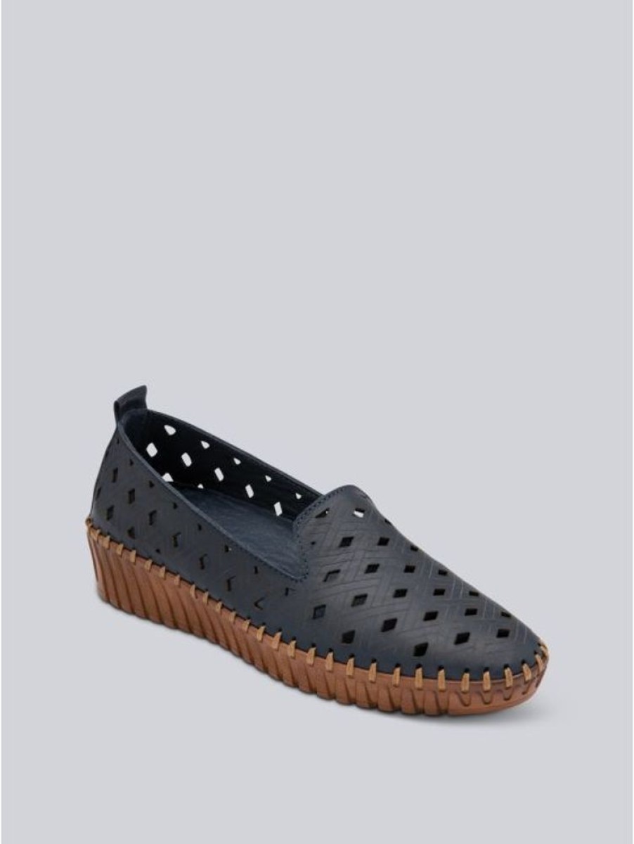 Lotus Lotus Karson Shoes In Navy | Casuals