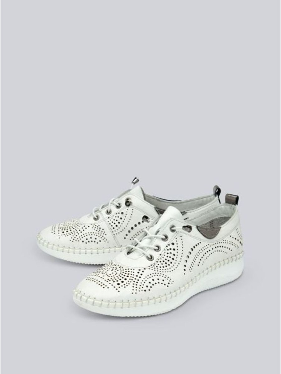 Lotus Lotus Katya Shoes In White | Casuals