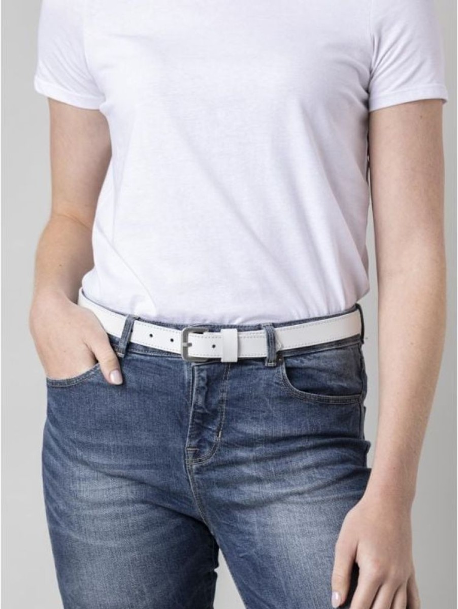 Lakeland Leather Keswick Leather Belt In White | Belts